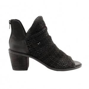 NEW SBICCA women's anton hand woven bootie in black
